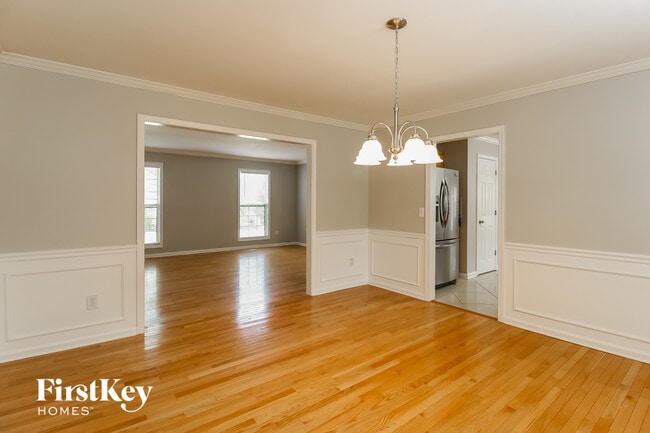 Photo - 1817 Morgans Mill Way