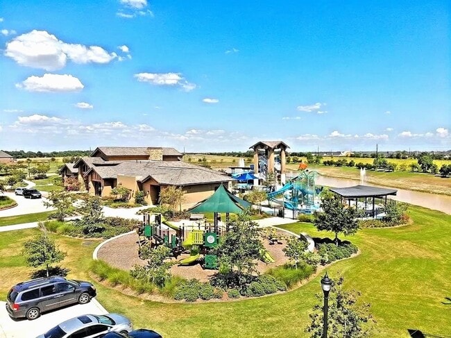 Building Photo - 4023 Pierce Pl Ln