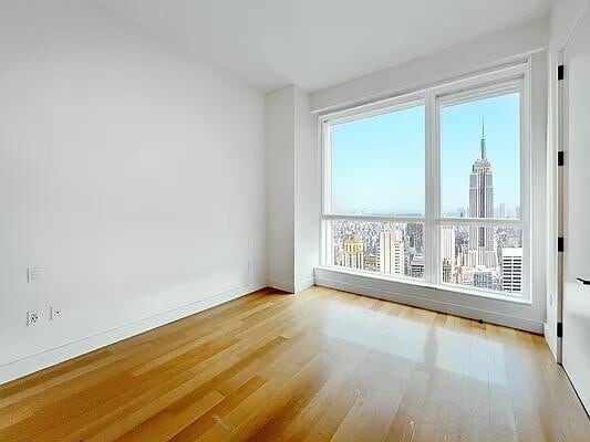 Photo - 15 E 30th St Unidad 39A