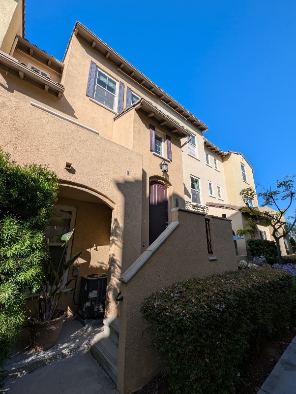 Photo - 2702 Escala Cir
