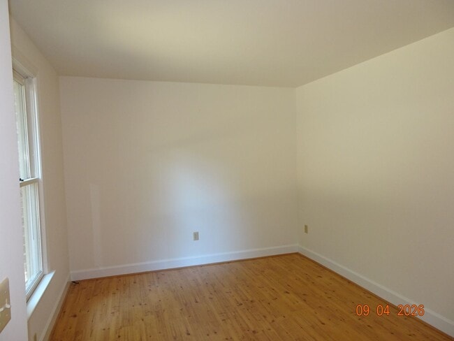 Photo - 1350 Jamestown Rd