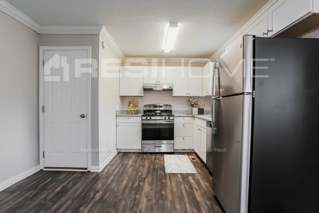 Photo - 136 Amber Ln
