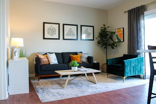 Photo - 3201 Redhawk St Unit 03-214