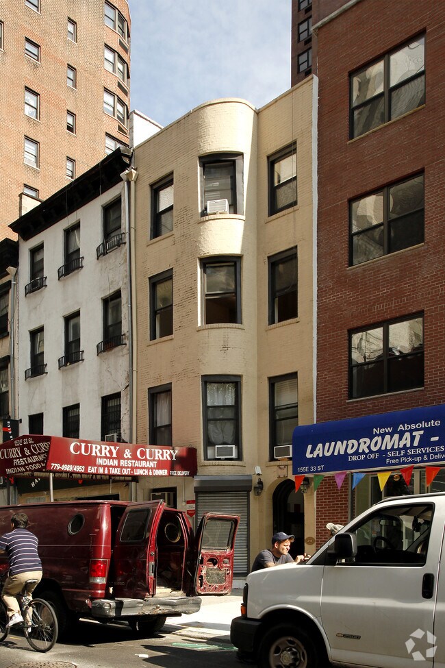 Foto principal - 153 E 33rd St