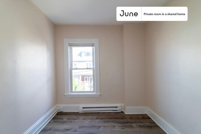 Photo - Room in Shared 7 bed/2 bath home Unidad B