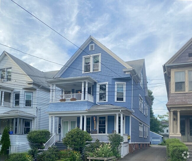 Building Photo - 253 Willow St Unit 3FL Rental
