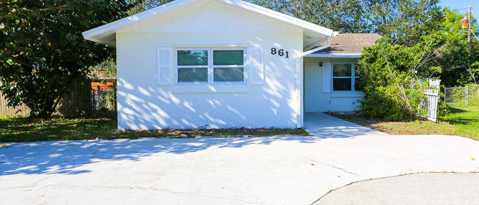 Photo - 861 San Remo Ave