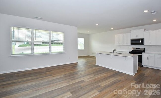 Photo - 119 Pecan Grv Ln