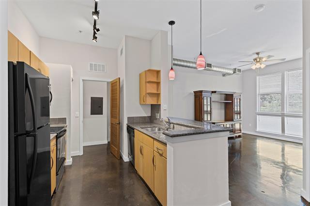 Photo - 201 W Lancaster Ave Unidad 206