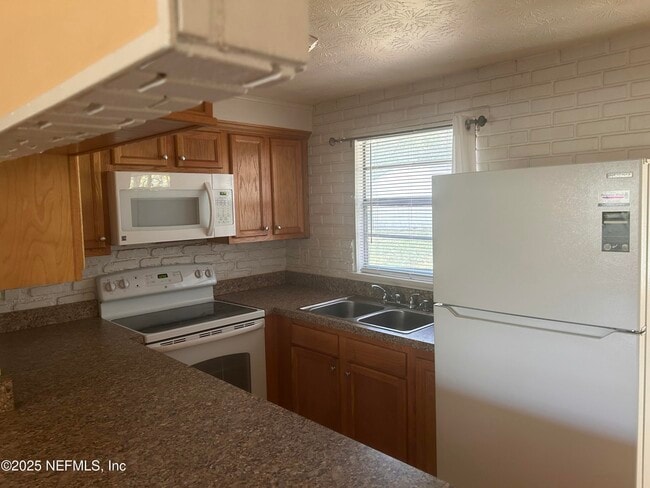 Photo - 258 Capella Rd