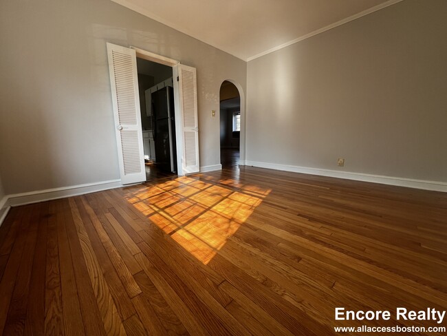 83 Longwood Ave Unit 89-3