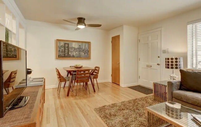 Photo - 805 S Ogden St Unidad 805 S. Ogden St