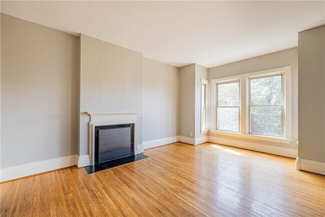Photo - 136 Gibbs St