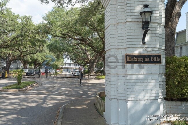 Photo - 7825 Rue St Cyr St