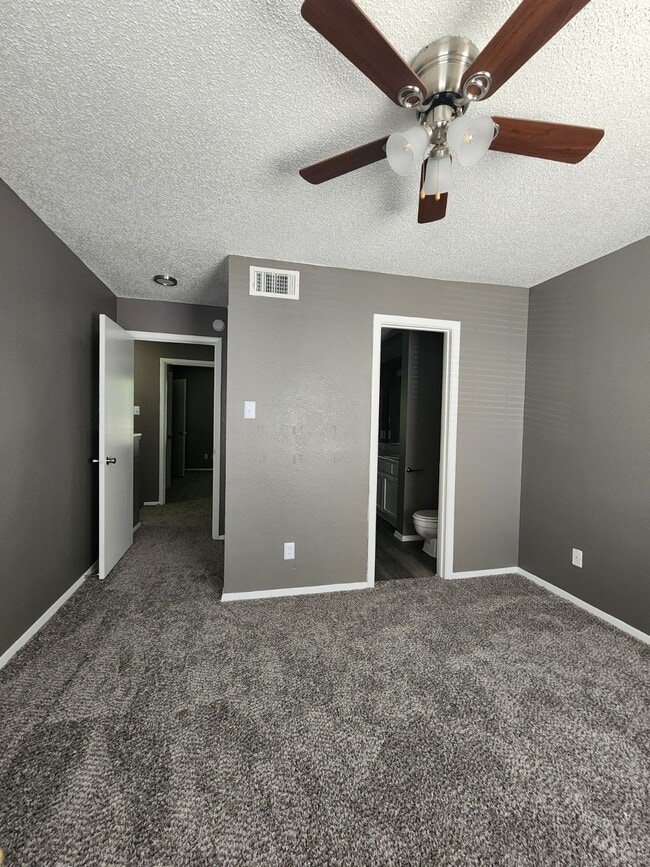 Photo - 112 Allencrest Dr