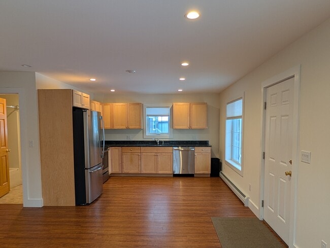 Photo - 204 S Maple St Unidad th maple st apt A