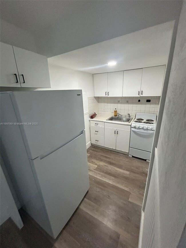 Photo - 1035 N Andrews Ave Unidad 1-6
