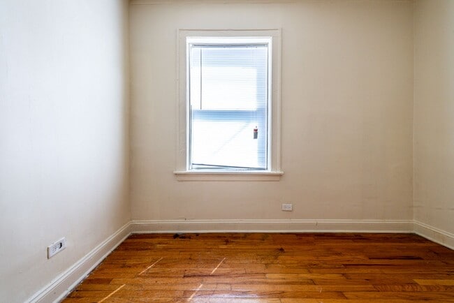 8001 S Carpenter