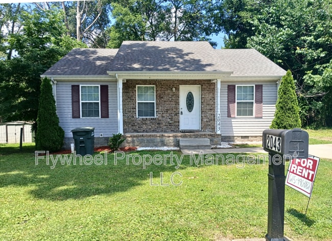 Photo - 2043 Leota St