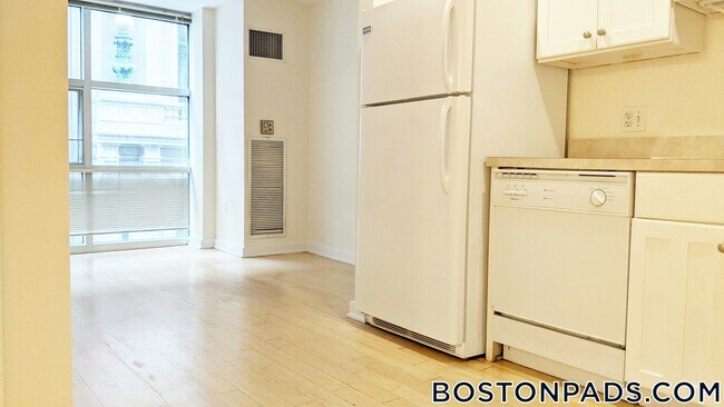 40 Boylston St Unit 403
