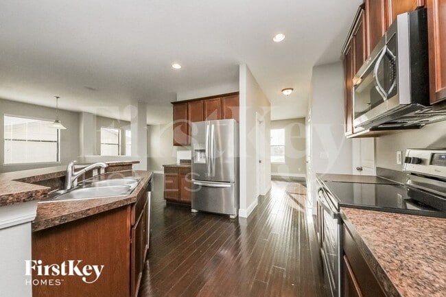 Photo - 4705 Blackthorn Cir