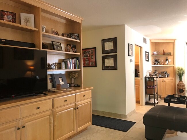 Photo - 1064 Fremont St Unit 1064