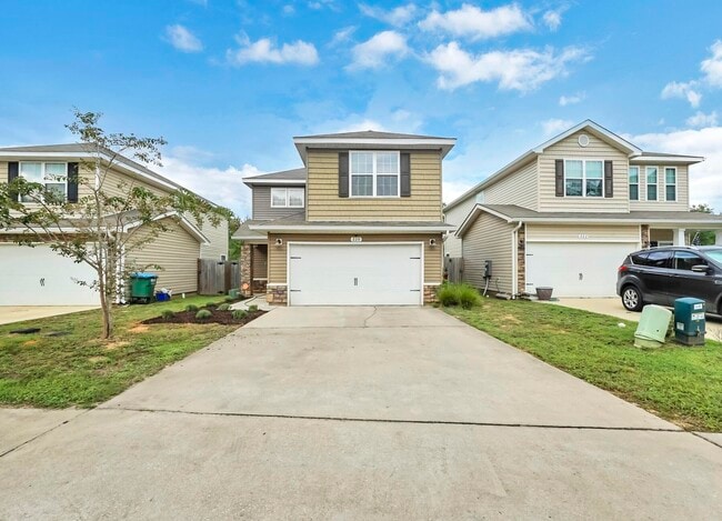 220 Wainwright Dr