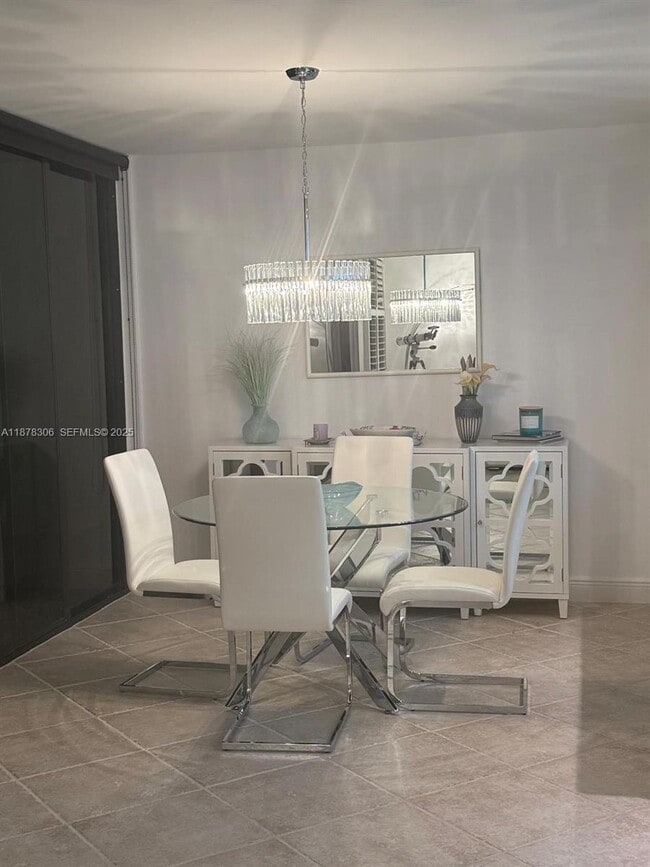 Photo - 3100 N Hwy A1A Unidad 1103