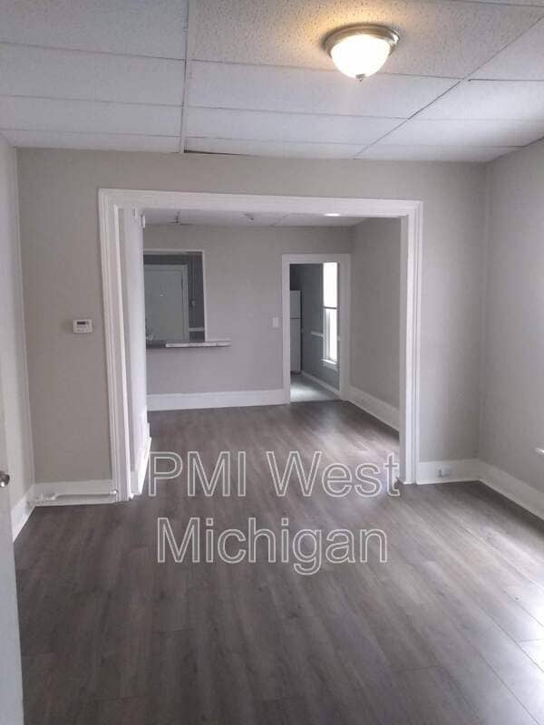 Photo - 824 Nagold St NW Unidad 2