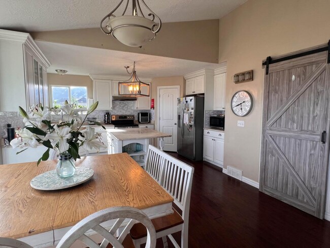 Photo - 2959 W Rim Rock Dr
