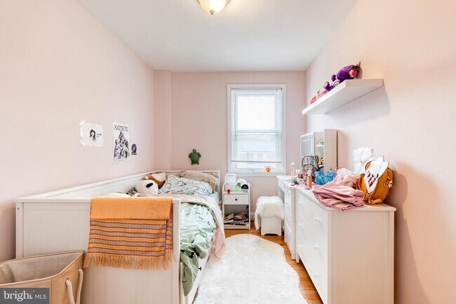 Photo - 110 Regester Ave