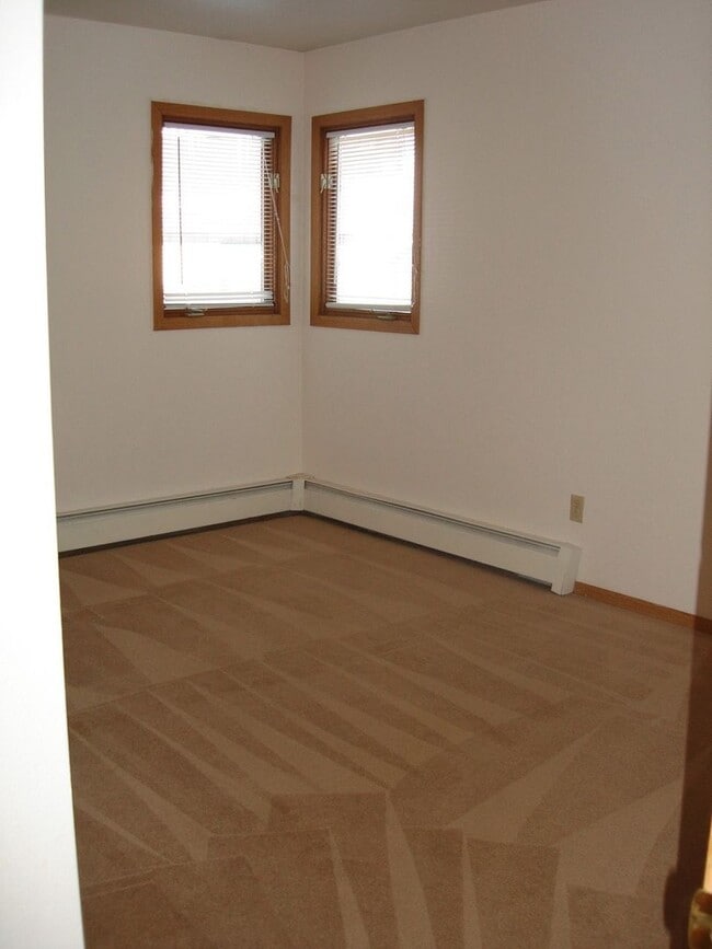 Photo - South Anchorage Sunny Upstairs 2 bed with washer and dryer
