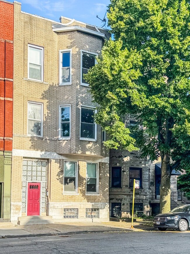 Building Photo - 3256 S Princeton Ave Unit 3