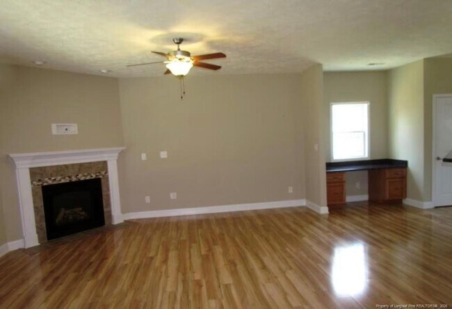 Photo - 4009 Quarry Hollow Drive
