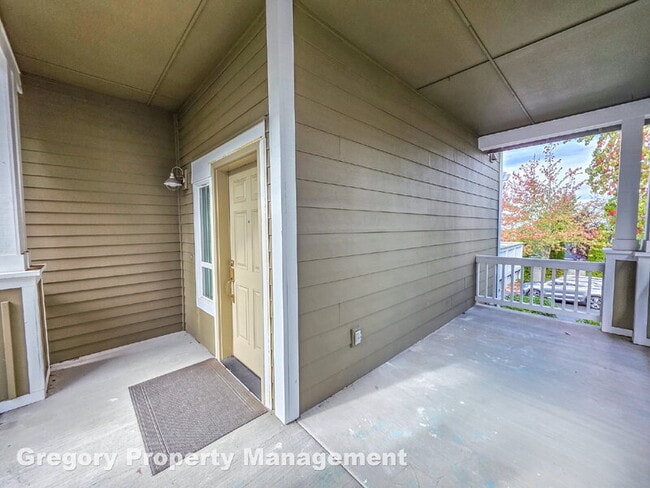 Photo - 2018 17th Ave NE