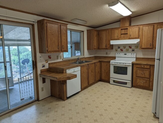 Photo - Attractive 3 bedroom 2 bath House in Quiet Lewiston Neighborhood