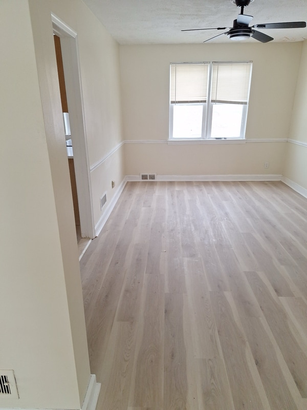 Photo - 719 W 38th St