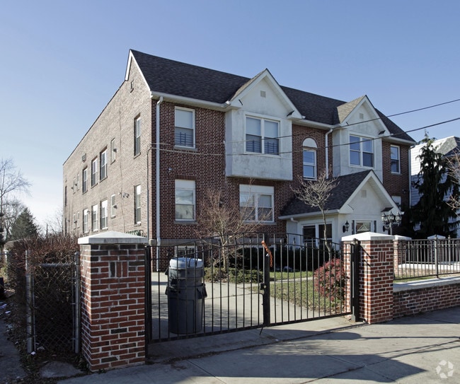 Building Photo - 188 Rutgers St