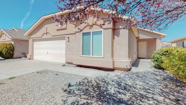 Photo - Lovely 3 bedroom home in convenient location.