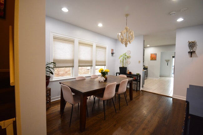 Photo - 4947 W Parker Ave