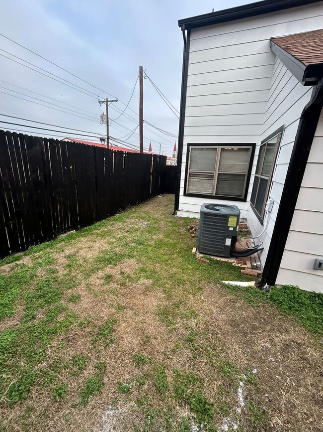 Photo - 1305 White Lake Dr