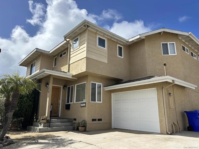 Photo - 1566 Santa Barbara St