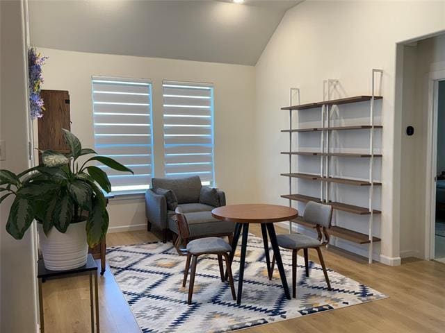 Photo - 1122 Silverthorne Trl