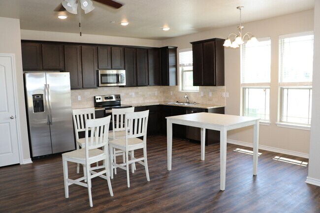 Photo - 748 Westfield Blvd