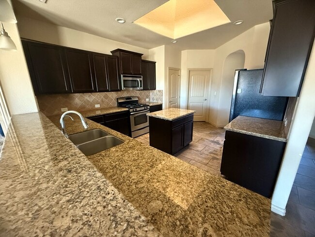 Photo - 3208 Rembrandt Ave