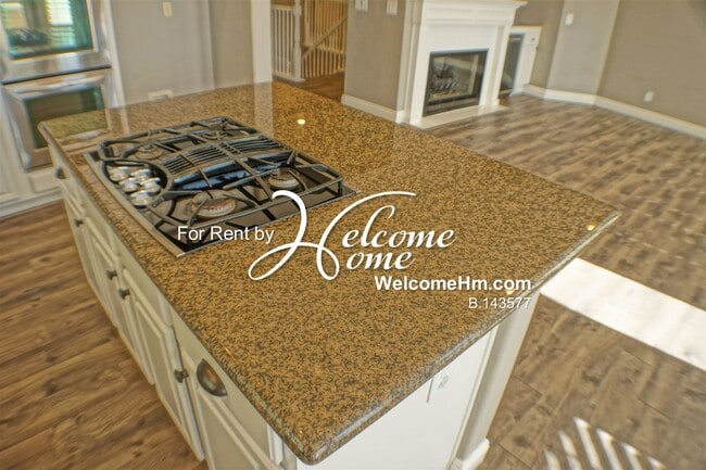 Photo - 4742 Village Green Pkwy