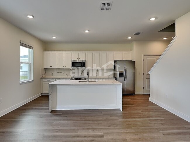 Photo - 5943 Pinewood Ests Dr