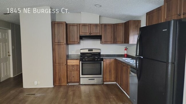 Photo - 1845 NE Burgess Ct