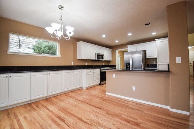 Photo - Move In Special! $1000 Off! Beautiful Spacious Home!