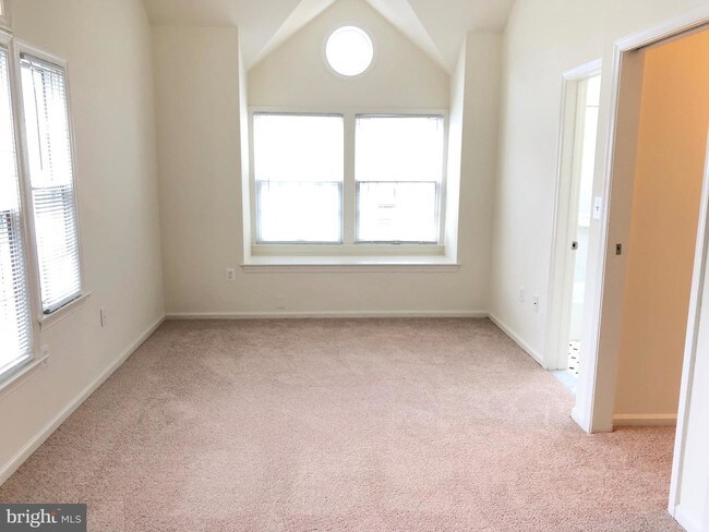 Photo - 4733 Bradley Blvd Unit 14